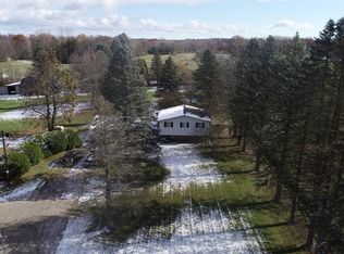 5770 Falkenbury Rd, North Branch, MI 48461