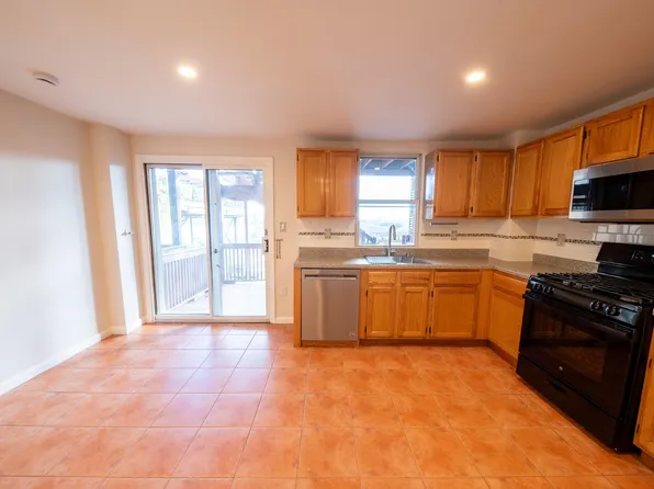 818 Palisade Avenue image 7 of 18