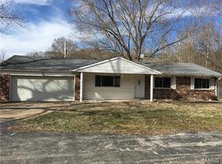 133 Lavernel Dr, Fenton, MO 63026