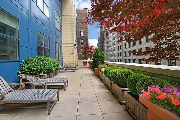 Rented by Corcoran | media 30