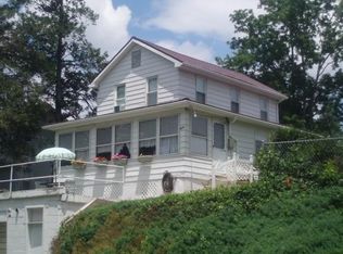 511 Millers Rd, Mechanicsburg, PA 17055