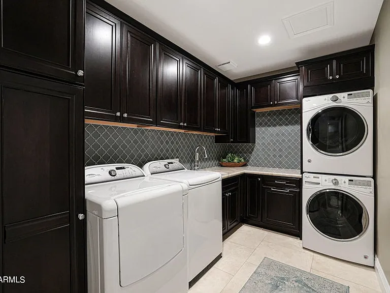 10638 E Yearling Dr — Photo 46