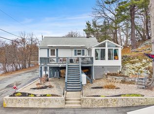 89 Sweetwater St, Saugus, MA 01906
