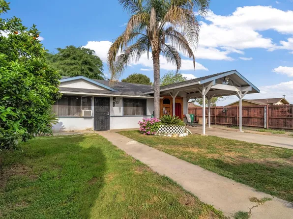 125 12th St, Orange Cove, CA 93646