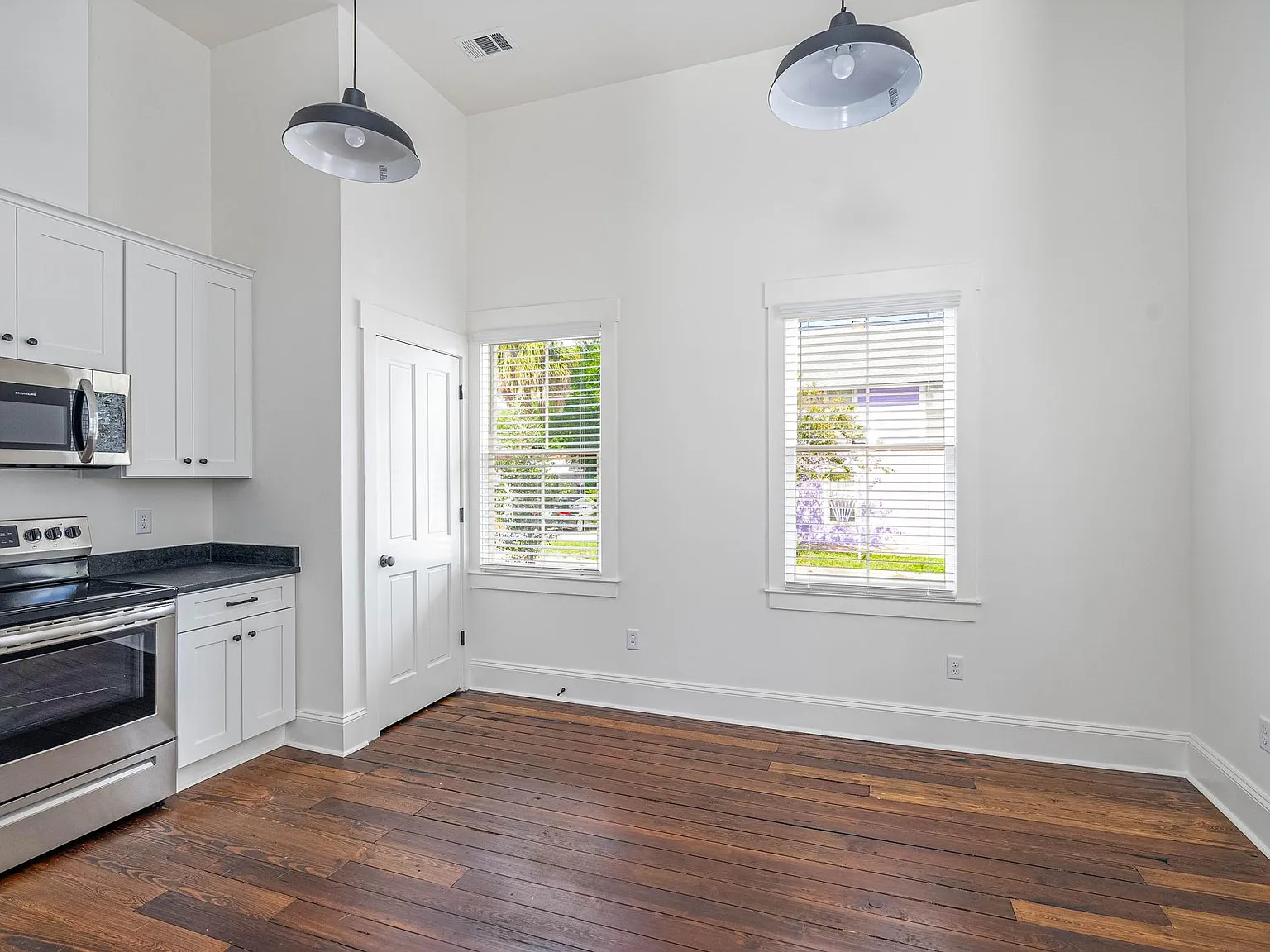 1 bed, 517 sqft, $1,800 — Photo 4