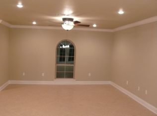 3904 Mumphrey Rd, Chalmette, LA 70043