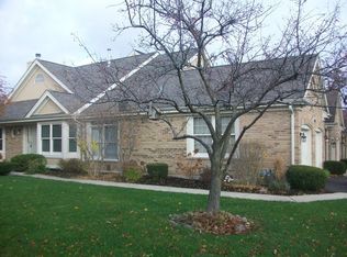 14460 Lake Ridge Rd, Orland Park, IL 60462