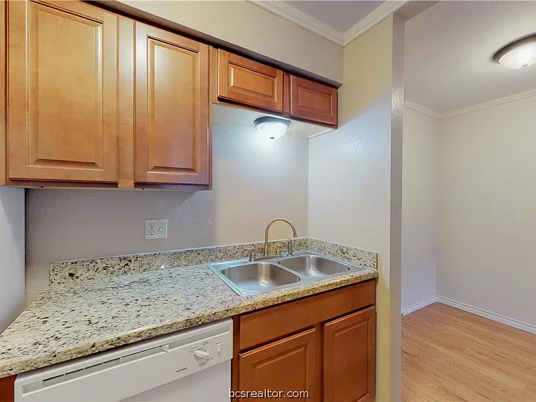 904 University Oaks Blvd #80 — Photo 10