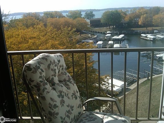 4th image of 2700 N Shore Dr #Penthouse 201