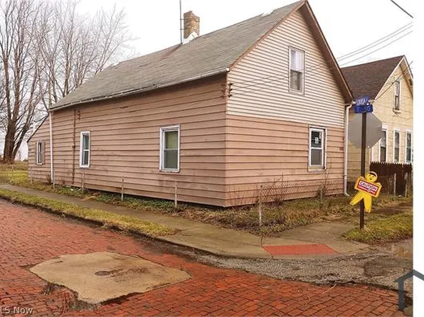 5003 Louisa Ct, Cleveland, OH 44127