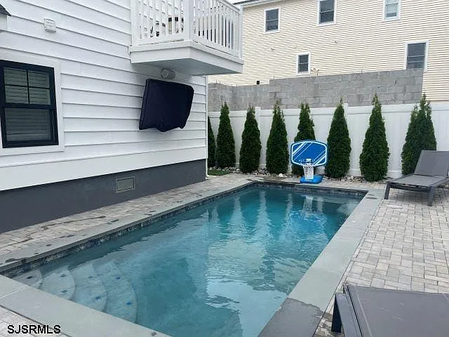 103 N Monroe Ave — Photo 15