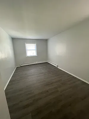 Rented by Realty One Group Dynasty | media 6