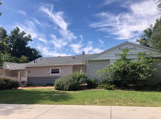 22840 Oxnard St, Woodland Hills, CA 91367