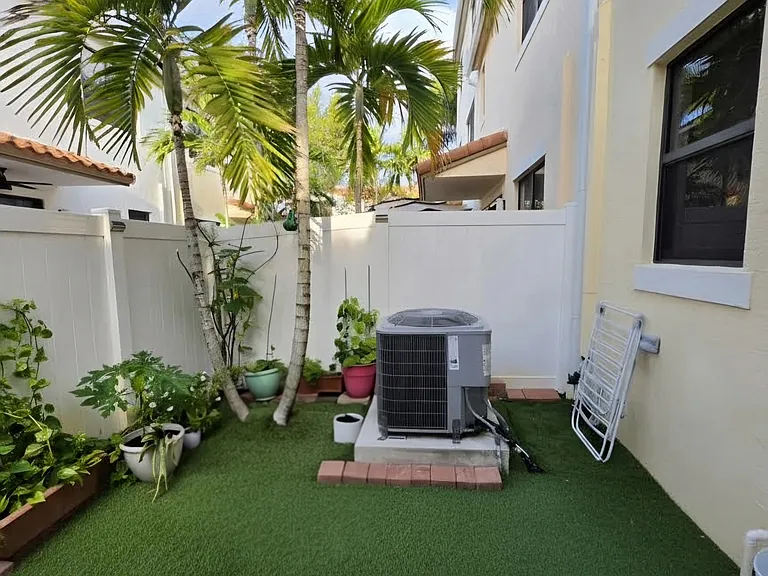 20914 NW 1st Dr — Photo 32