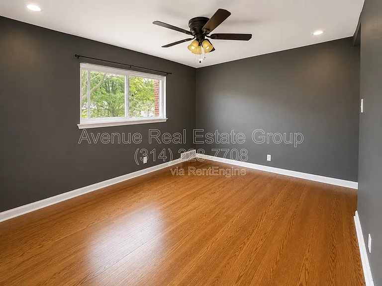 9529 Lodge Pole Ln — Photo 10