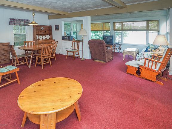 11000 Long Point Drive-103