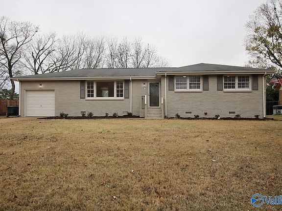 2nd image of 11224 Hillwood Dr SE