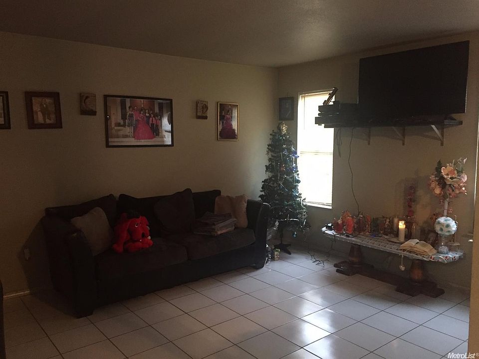 1st image of 3174 Western Ave