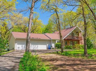 2006 Timber Lake Rd, Fitchburg, WI 53575