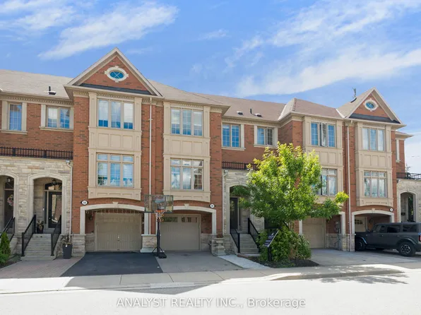 34 George Bogg Rd, Vaughan, ON L4L 0A3