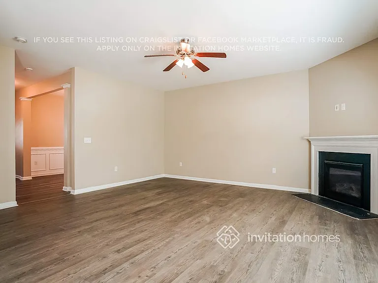 6105 Watsonia Dr — Photo 5