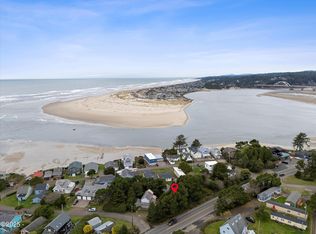 1314 SW Adahi Ave, Waldport, OR 97394