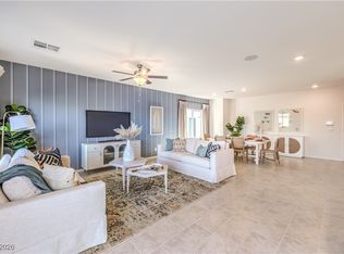 3804 Paradise Palms Avenue St #16, Las Vegas, NV 89081