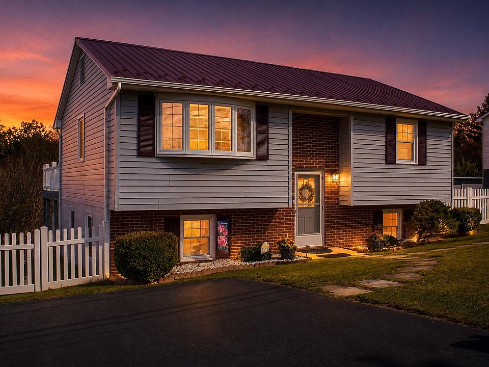 1st image of 129 Greenview Dr