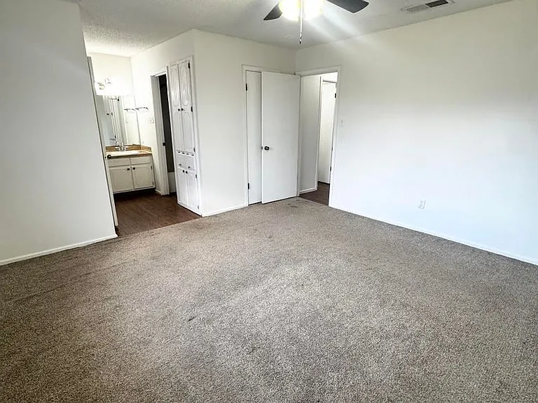 5202 Ric Dr — Photo 8