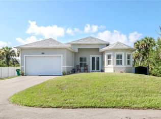 2824 6th Ave NE, Naples, FL 34120