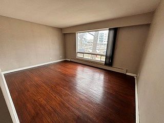 5th image of 154 Horace St #2