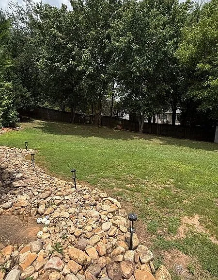 303 Cherokee Reserve Ct — Photo 48