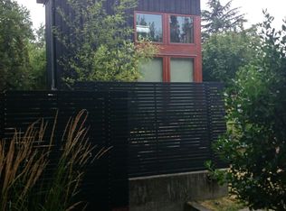 344 N 74th St, Seattle, WA 98103