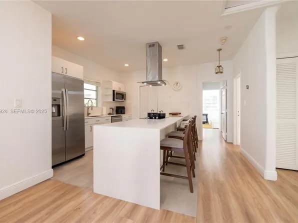 501 SW 24th Rd, Miami, FL