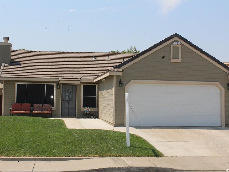 1st image of 809 Grand Central Dr