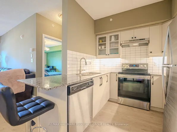 54 Koda St #112, Barrie, ON L9J 0J6