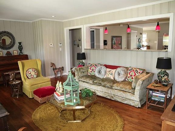 5th image of 1307 Belmont Ave SE