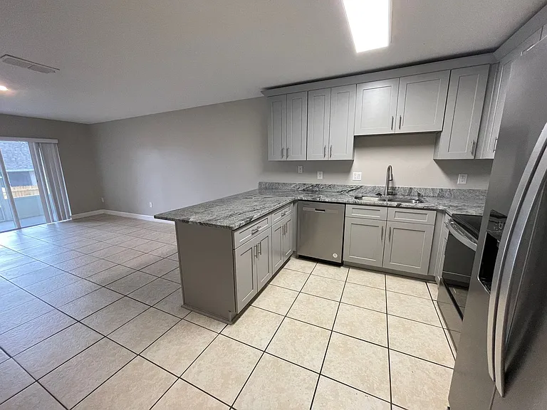 2608 Icabod Ct — Photo 4