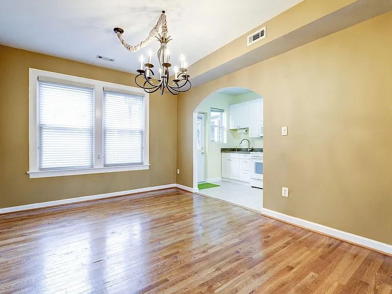 450 Randolph St NW — Photo 9
