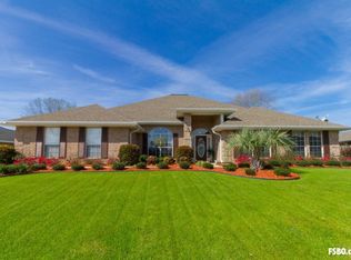 12417 Shakespeare Dr, Foley, AL 36535