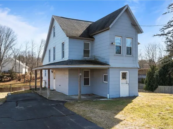 291 Niantic River Road, Waterford, CT 06385