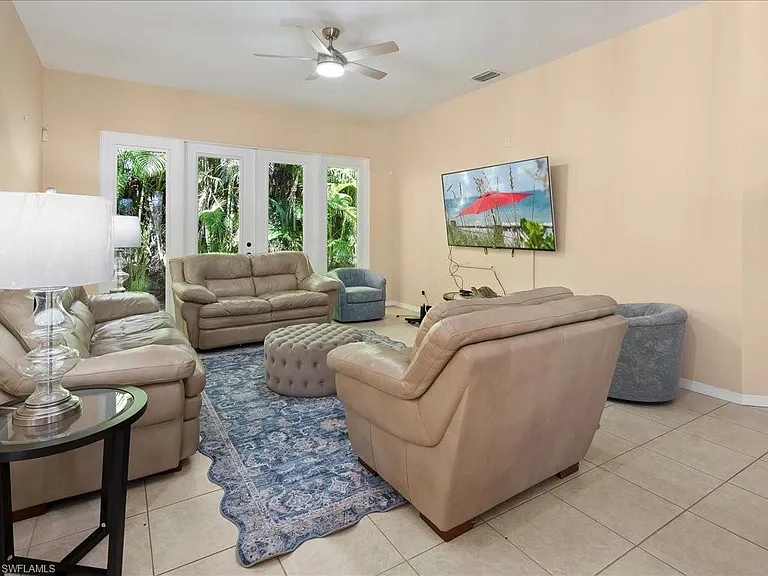 1309 Briarwood Ct — Photo 16