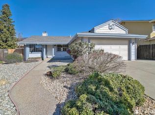 425 Tara Ct, Vacaville, CA 95688