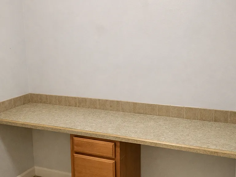 220 NE Greystone Loop — Photo 27