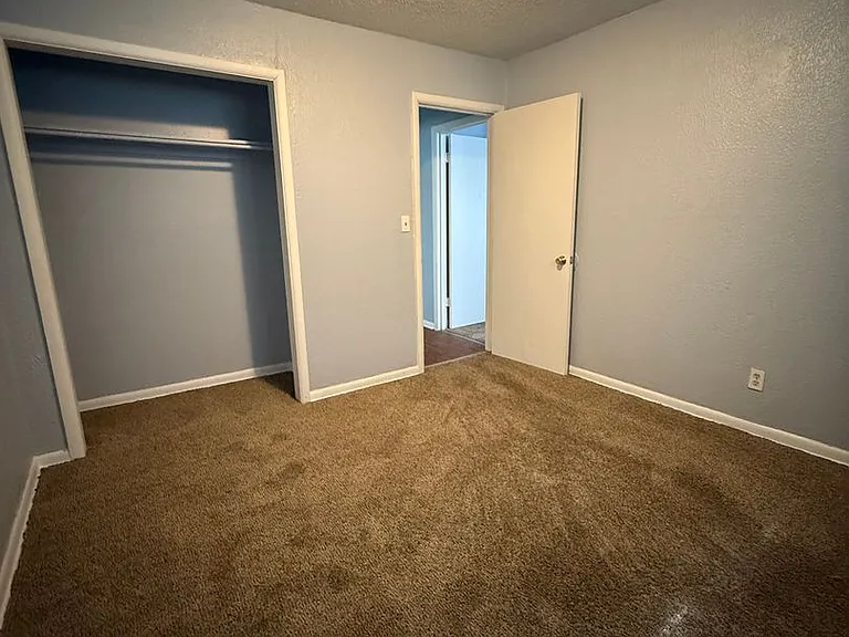 2217 S Water St #1 — Photo 6