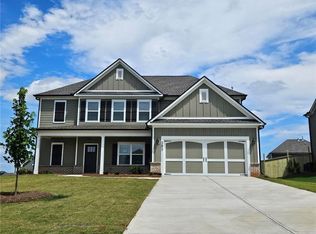 283 Macewan Cir, Winder, GA 30680