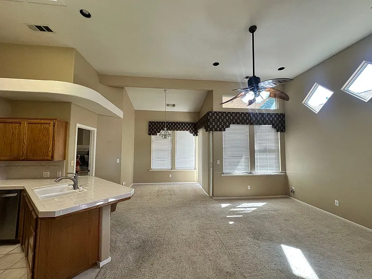 1523 E Monte Vista Ct — Photo 17