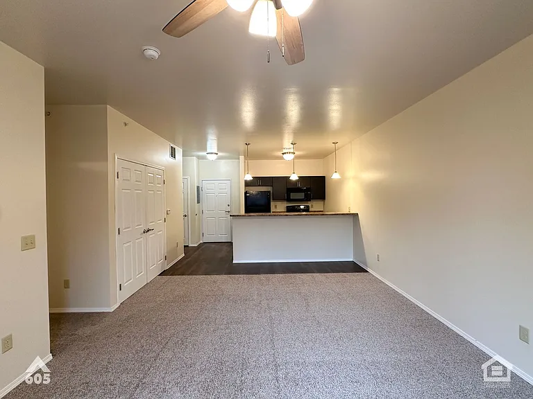 University Hills Village — Photo 215