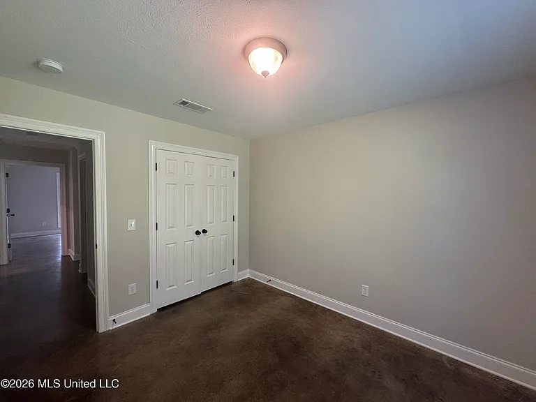 102 Rotherfield Pl — Photo 12