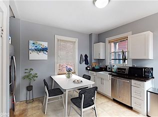 200 Harvard St #3, Cambridge, MA 02139